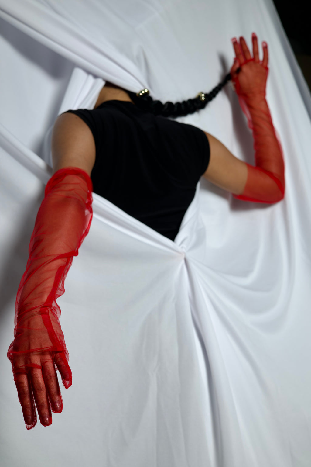 Plain mesh gloves
